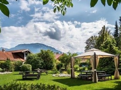 Photo: Alpenhotel Wittelsbach &amp;amp; Gikitzer&amp;#039;s restaurant. lounge &amp;amp; garten